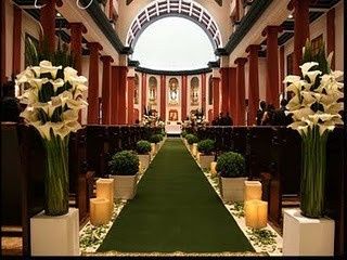 Ajuda - Decoração corredor da Igreja 3