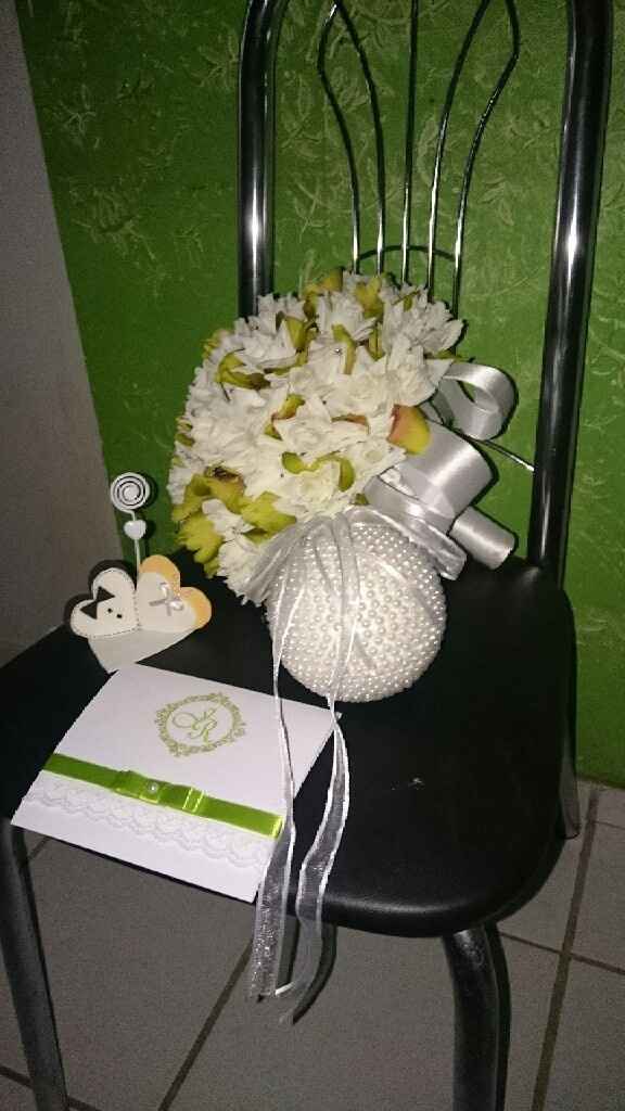 Diy buquê brinde convite e porta aliança - casamento da tia - 1
