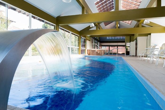 hotel- piscina 