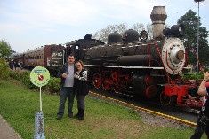 pacote para passeio que te leva no vinhedo e oportuniza o passeio na maria fumaça