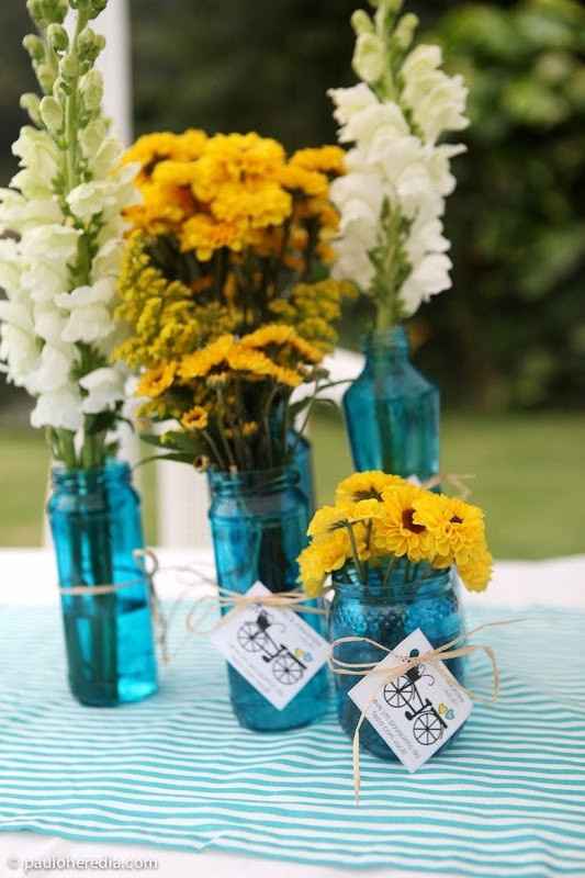 sim..azul tiffany, amarelo e branco..