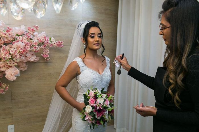 Por fim essa maravilhosa, Ana Fernanda. Sabe aquela profissinal que faz de tudo para agradar o clien