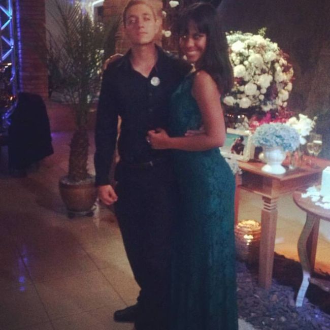 Eu e o Igor no casamento de minha prima.