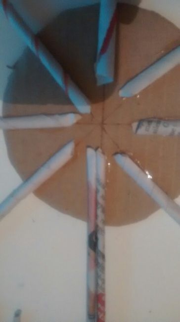 Vasinho de jornal. tutorial. - 5