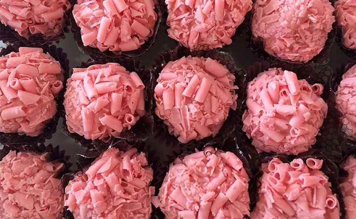 Brigadeiro de morango