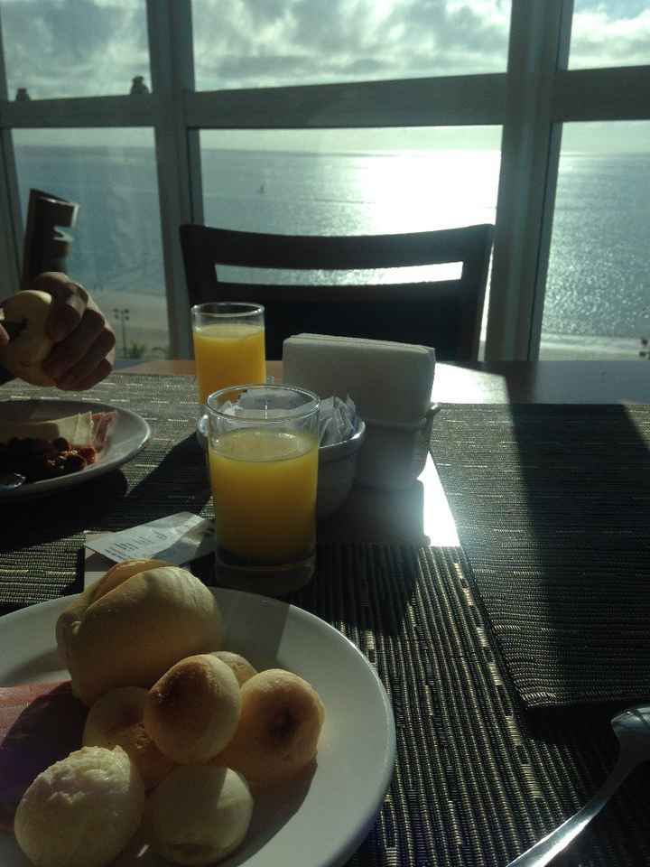 Olha a vista do nosso café da manhã
