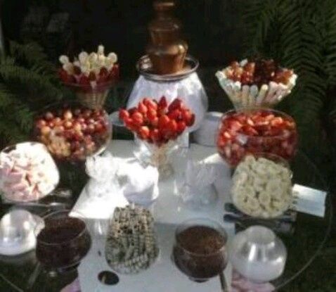 Doces da mesa do bolo - 1