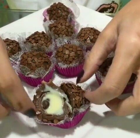 Doces da mesa do bolo - 5