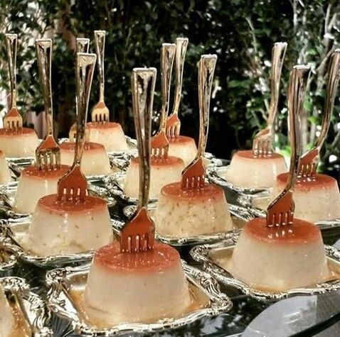 Doces da mesa do bolo - 15