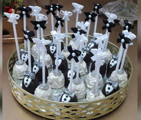 Doces da mesa do bolo - 17