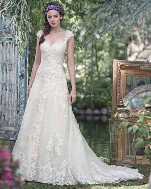 Vestido Corte Evasê