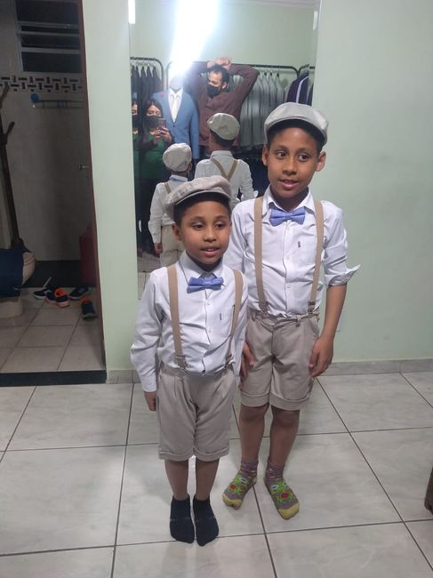 Traje do noivo, padrinhos e pajens 2
