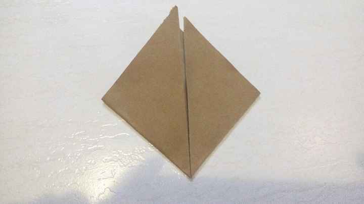Como fazer a flor de papel . (testando arranjos feitos a mão) - 4