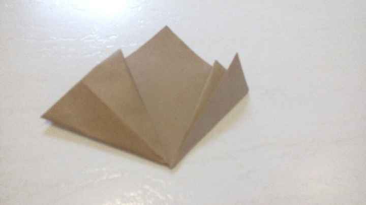Como fazer a flor de papel . (testando arranjos feitos a mão) - 9