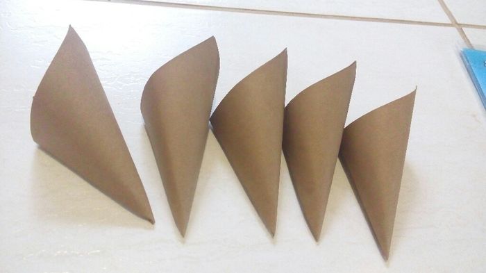 Como fazer a flor de papel . (testando arranjos feitos a mão) - 12