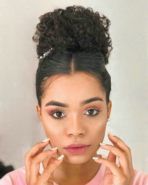 Ideias de penteados com cabelo em transiçao  para ensaio pré casamento 1