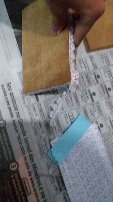 Colando a renda