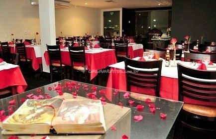 Almoço ou jantar em restaurante