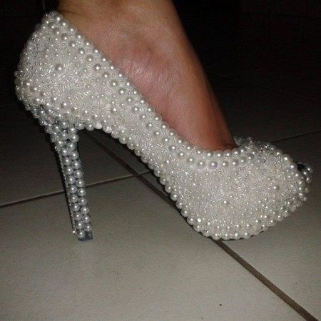 Sapato com pérolas