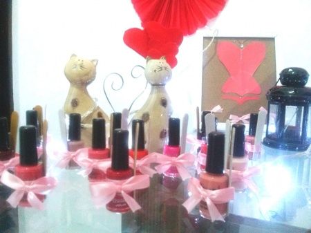 Esmalte e lixa