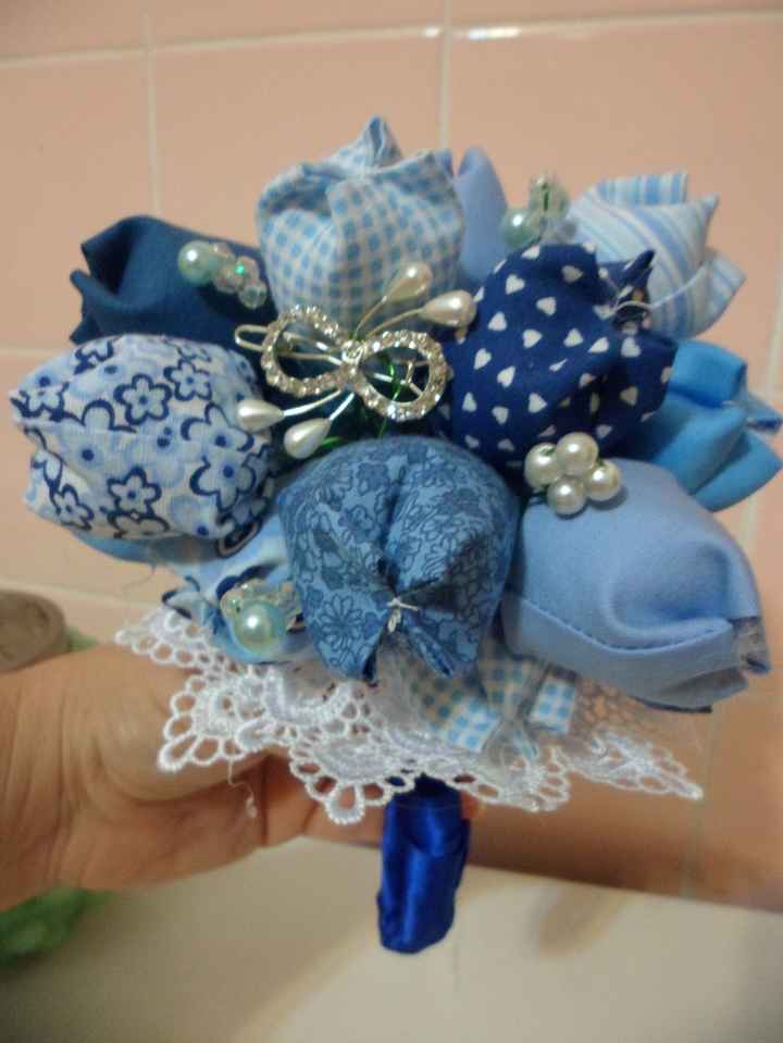 buque azul