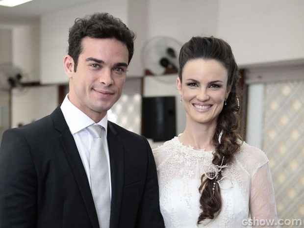 Vestido de Gina (Regina Maria dos Santos Batista) 