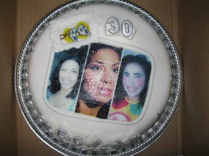 Bolo de aniversário de 30 anos