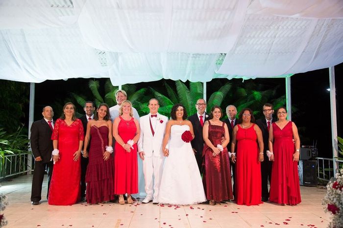 Qual a cor do vestido das suas madrinhas? - 2