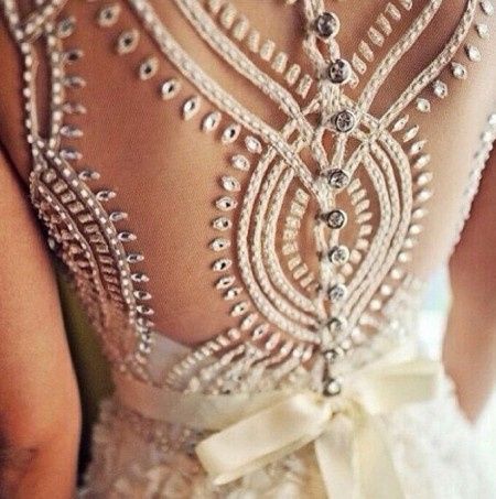 Para as amantes de vestido princesa e brilho  - 3