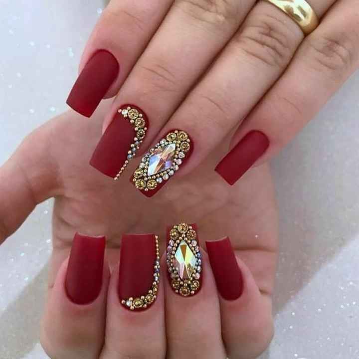 o que vocês pretendem fazer nas unhas no grande dia? - 1