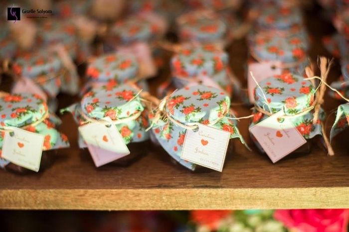potinhos de doces
