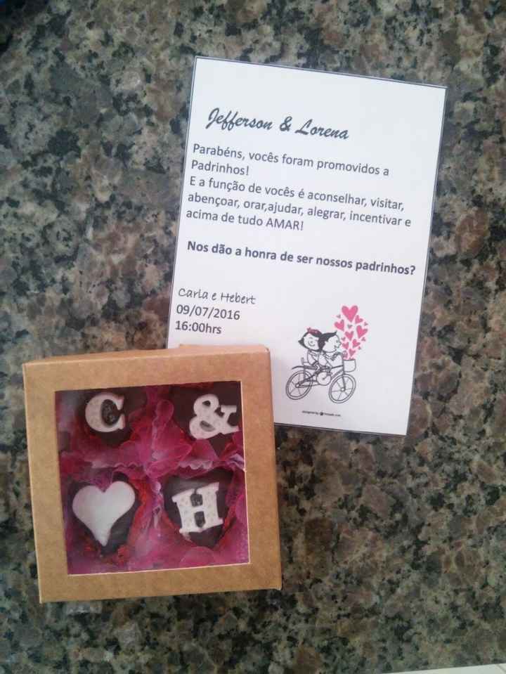 Convite e bombons que encomendei 
