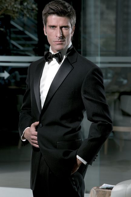 DINNER JACKET