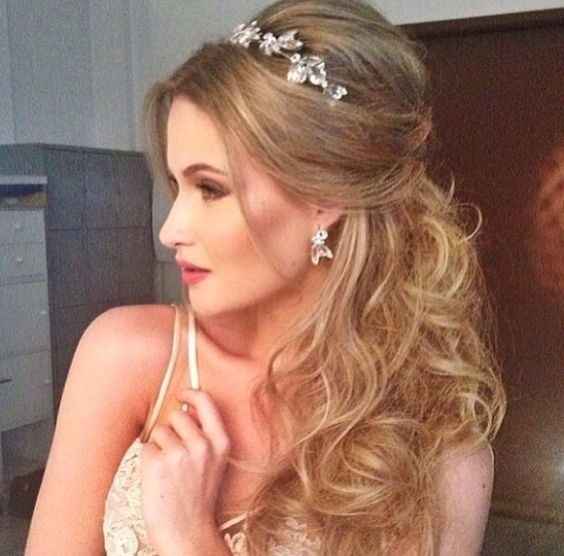 2-Com tiara 