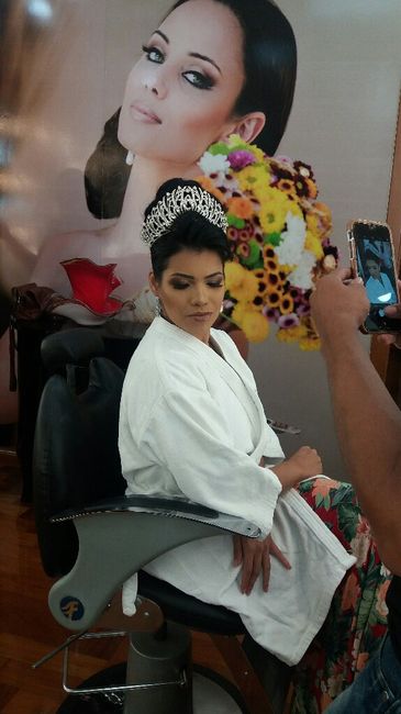 Vou casar daqui 11 dias, fiz a prova de make e penteado,  sou uma noiva extravagante  o que acharam?