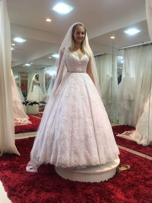 Noivinhas preciso de opinião sobre o vestido - 2