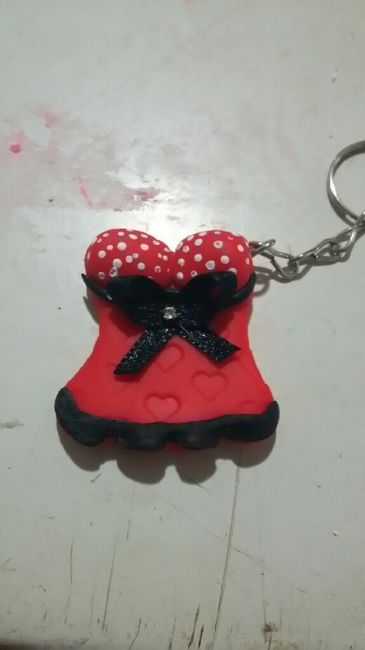 Agora sim.  meu chaveiro diy do meu chá de lingerie. - 4