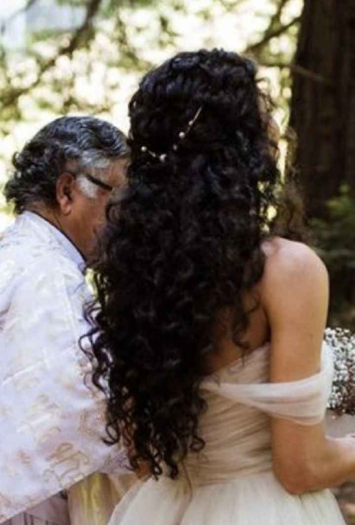 Noiva de cabelo cacheado - 1