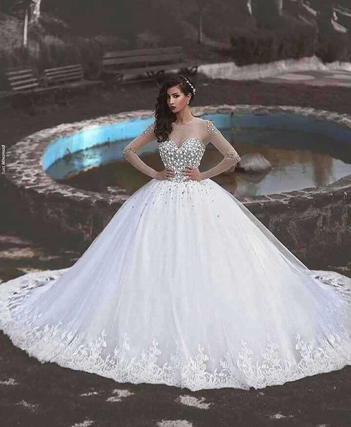 Que vestido escolher? - 1