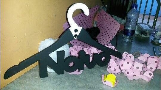 cabide do noivo