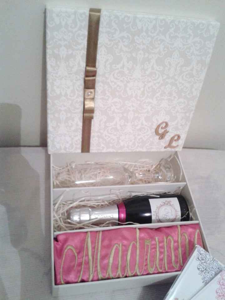 Robe da madrinha, Baby Chandon Brut Rosé e 1 Taça