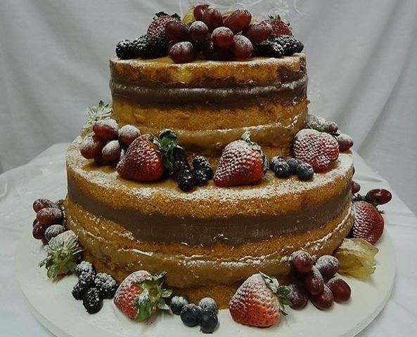 Naked cake 1