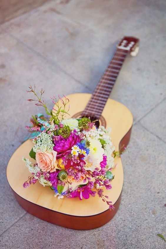 9. UM TOQUE HIPPIE