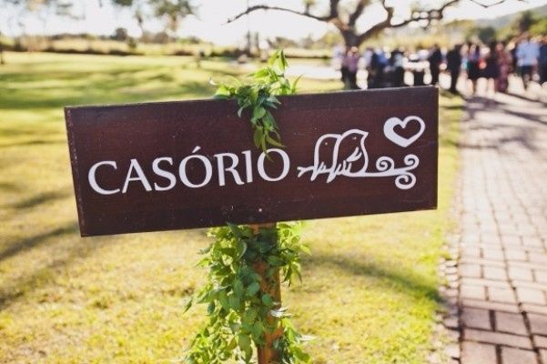 Plaquinha celebra o casório