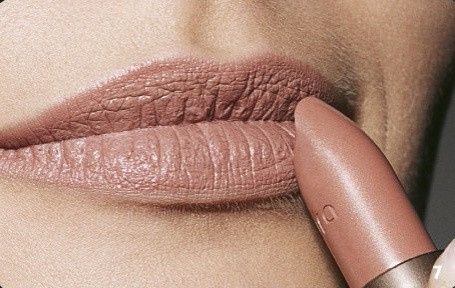 batom nude