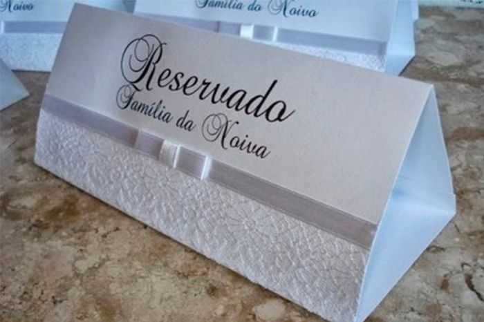 Plaquinhas para mesas reservadas! 