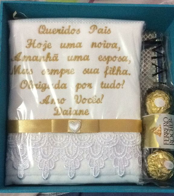 Não teria lembrancinha melhor do que esta para dar a meus amados pais♥
