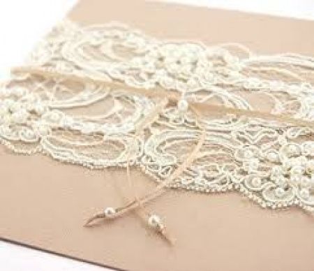 convite com renda e kraft