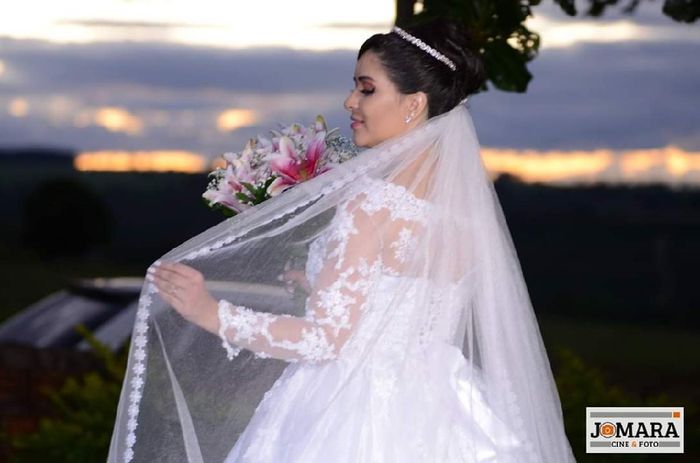 Casamentos reais 2018: o vestido (costas) - 1