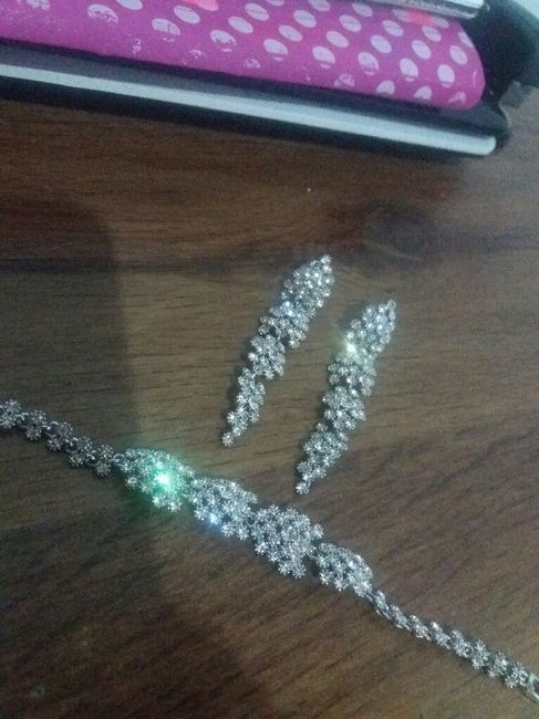 Brincos e pulseira - 1